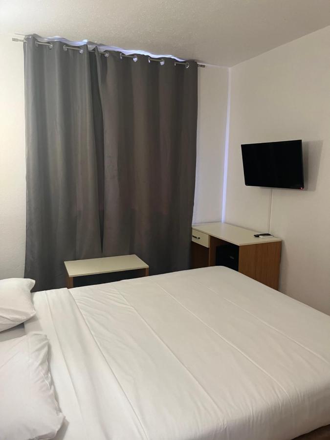 Hotel Aurelia Les Arcs-sur-Argens ภายนอก รูปภาพ