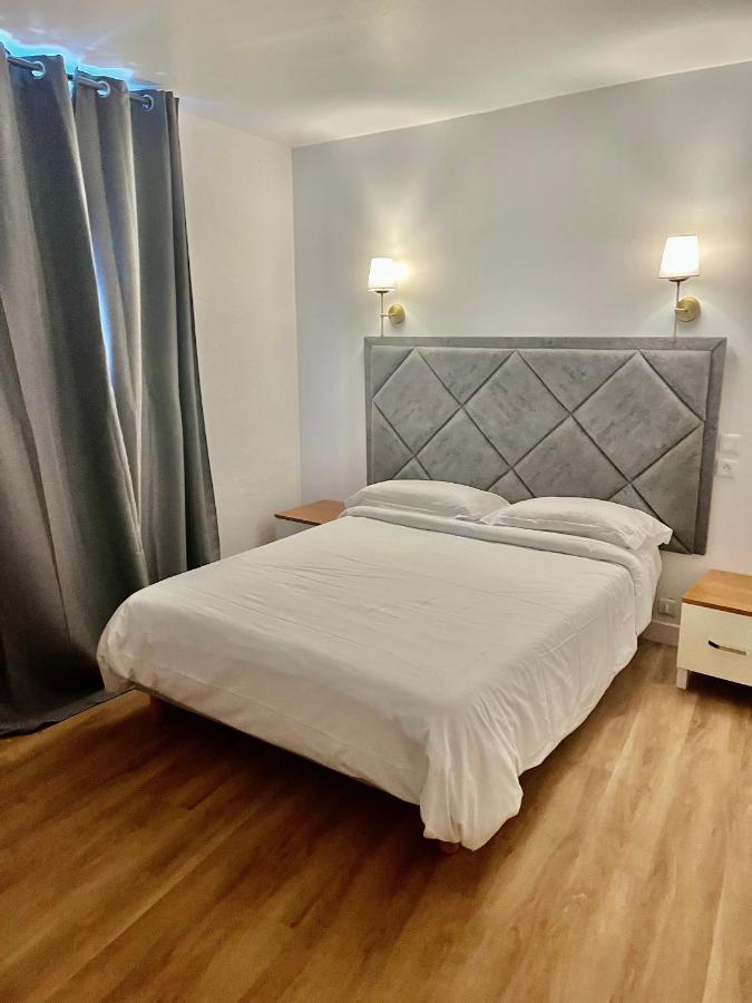 Hotel Aurelia Les Arcs-sur-Argens ภายนอก รูปภาพ