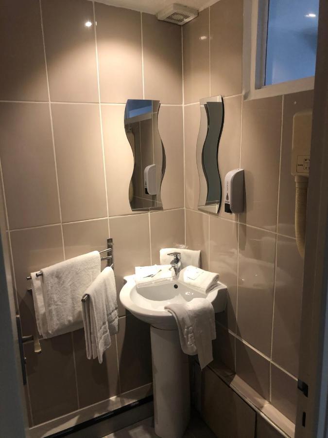 Hotel Aurelia Les Arcs-sur-Argens ภายนอก รูปภาพ